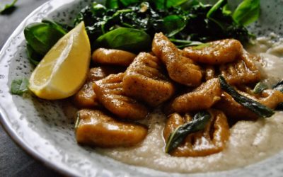 Süßkartoffel Gnocchi mit Pastinaken Mandelcreme