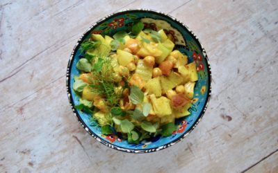 Fruchtige Kichererbsen Bowl mit getrockneten Aprikosen