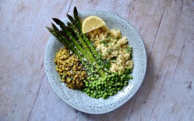 Sattvisches Frühlingsgericht mit Spargel und Mungbohnen