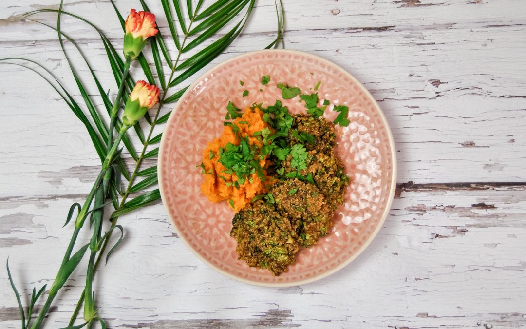 Wirsing Quinoa Bratlinge mit Süßkartoffelpürree