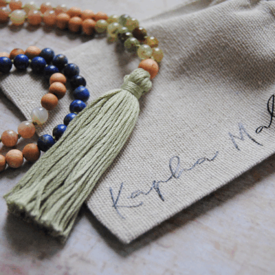 Kapha Mala Sandelholz
